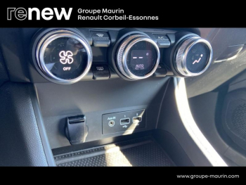 Photo 32 du bon plan RENAULT Captur 1.3 TCe 140ch FAP RS Line -21B occasion à 17990 €