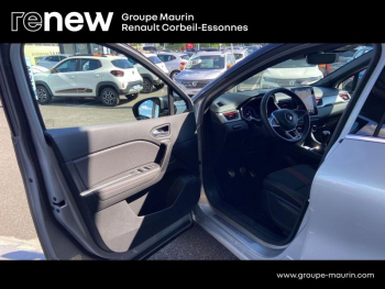 Photo 43 du bon plan RENAULT Captur 1.3 TCe 140ch FAP RS Line -21B occasion à 17990 €
