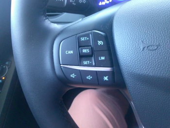 Photo 13 du bon plan FORD Focus SW 1.0 Flexifuel mHEV 125ch Titanium X Business occasion à 22900 €