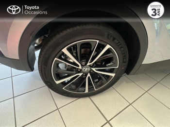 Photo 16 du bon plan TOYOTA C-HR 1.8 140ch Collection NG23 occasion à 36990 €