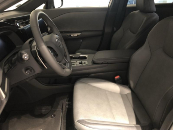 Photo 9 du bon plan LEXUS RZ 450e Luxe occasion à 44890 €