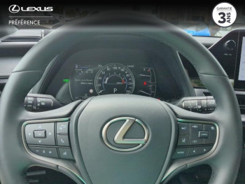Photo 8 du bon plan LEXUS UX 250h Pack Business 2WD occasion à 26900 €