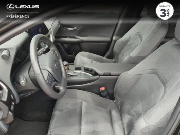 Photo 13 du bon plan LEXUS UX 250h Pack Business 2WD occasion à 26900 €