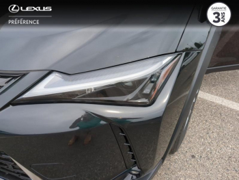 Photo 16 du bon plan LEXUS UX 250h Pack Business 2WD occasion à 26900 €