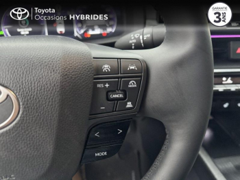 Photo 17 du bon plan TOYOTA C-HR 1.8 140ch Collection NG23 occasion à 31990 €