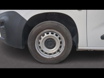 Photo 38 du bon plan CITROEN Berlingo Van VUL M 1000kg BlueHDi 100 S&S Worker BMV5 occasion à 13980 €