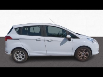 Photo 8 du bon plan FORD B-MAX 1.4 90ch Edition occasion à 9490 €