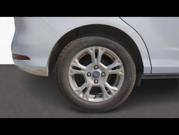Photo 10 du bon plan FORD B-MAX 1.4 90ch Edition occasion à 9490 €