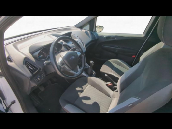 Photo 18 du bon plan FORD B-MAX 1.4 90ch Edition occasion à 9490 €