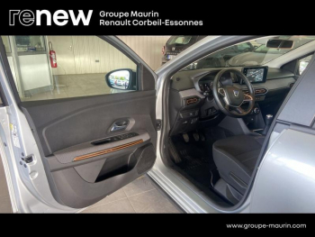 Photo 41 du bon plan DACIA Sandero 1.0 TCe 90ch Stepway Confort -22 occasion à 12900 €