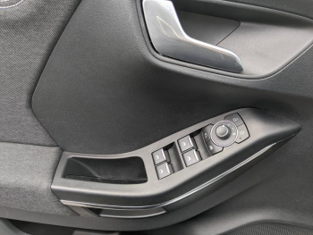 Photo 4 du bon plan FORD Puma 1.0 Flexifuel 125ch S&S mHEV Titanium occasion à 20390 €