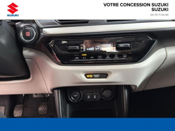 Photo 13 du bon plan SUZUKI Swift 1.2 Dualjet Hybrid 83ch PrivilÃ¨ge AllGrip occasion à 20160 €
