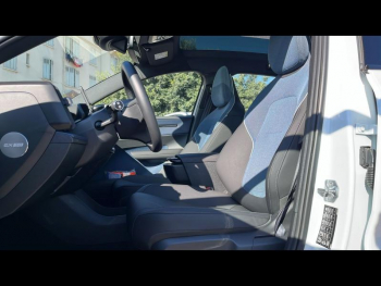 Photo 5 du bon plan VOLVO EX30 Single Extended Range 272ch Ultra occasion à 34990 €