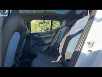 Photo 6 du bon plan VOLVO EX30 Single Extended Range 272ch Ultra occasion à 34990 €