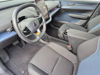 Photo 5 du bon plan VOLVO EX30 Single Extended Range 272ch Ultra occasion à 34900 €