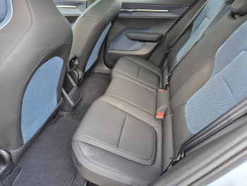 Photo 6 du bon plan VOLVO EX30 Single Extended Range 272ch Ultra occasion à 34900 €