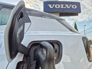 Photo 9 du bon plan VOLVO EX30 Single Extended Range 272ch Ultra occasion à 34900 €