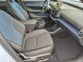 Photo 16 du bon plan VOLVO EX30 Single Extended Range 272ch Ultra occasion à 34900 €