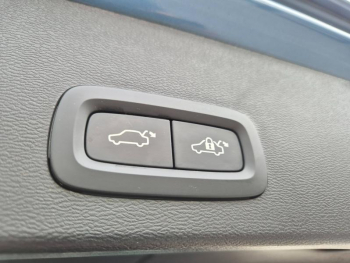 Photo 23 du bon plan VOLVO XC40 B3 163ch Plus DCT 7 occasion à 33900 €