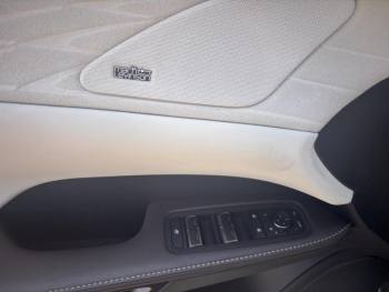 Photo 9 du bon plan LEXUS RX 450h+ 4WD Executive occasion à 73900 €