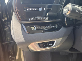 Photo 10 du bon plan LEXUS RX 450h+ 4WD Executive occasion à 73900 €