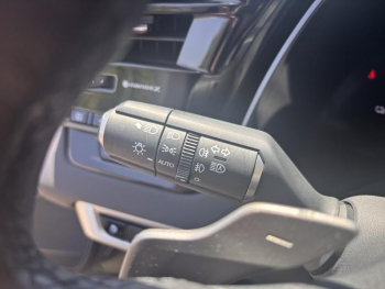 Photo 15 du bon plan LEXUS RX 450h+ 4WD Executive occasion à 73900 €