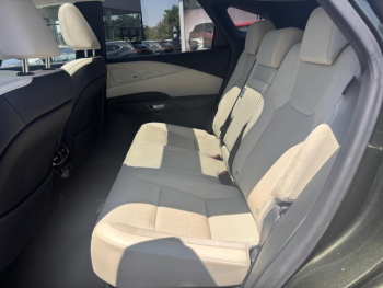 Photo 25 du bon plan LEXUS RX 450h+ 4WD Executive occasion à 73900 €