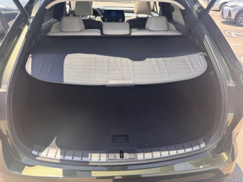 Photo 31 du bon plan LEXUS RX 450h+ 4WD Executive occasion à 73900 €