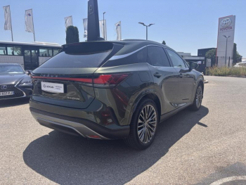 Photo 34 du bon plan LEXUS RX 450h+ 4WD Executive occasion à 73900 €