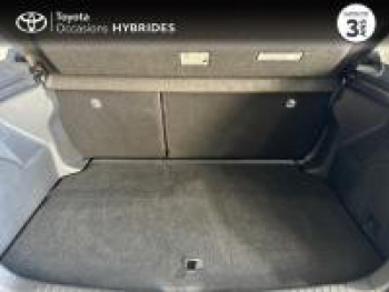 Photo 14 du bon plan TOYOTA Yaris 116h Dynamic Business 5p + Programme Beyond Zero Academy MY22 occasion à 19980 €