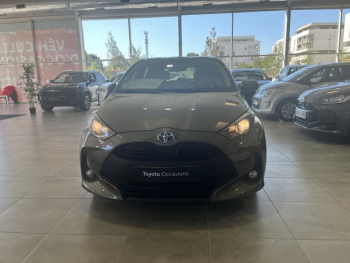 Photo 2 du bon plan TOYOTA Yaris 116h Dynamic Business 5p + Programme Beyond Zero Academy MY22 occasion à 19980 €