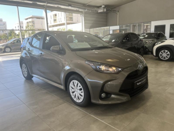 Photo 5 du bon plan TOYOTA Yaris 116h Dynamic Business 5p + Programme Beyond Zero Academy MY22 occasion à 19990 €