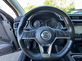Photo 12 du bon plan NISSAN Qashqai 1.5 dCi 115ch Tekna 2019 Euro6-EVAP occasion à 17990 €