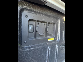 Photo 8 du bon plan FORD Ranger VUL 2.0 EcoBlue 205ch Stop&Start Super Cab Wildtrak e-4WD BVA10 occasion à 56390 €