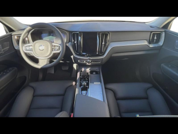 Photo 9 du bon plan VOLVO XC60 T6 Hybride Rechargeable 253 + 145ch Plus Style Dark Geartronic 8 AWD occasion à 69990 €