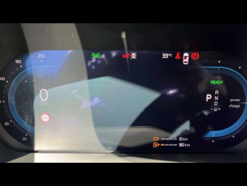 Photo 17 du bon plan VOLVO XC60 T6 Hybride Rechargeable 253 + 145ch Plus Style Dark Geartronic 8 AWD occasion à 69990 €