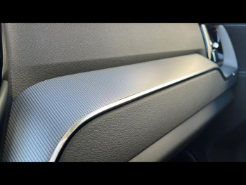 Photo 24 du bon plan VOLVO XC60 T6 Hybride Rechargeable 253 + 145ch Plus Style Dark Geartronic 8 AWD occasion à 69990 €