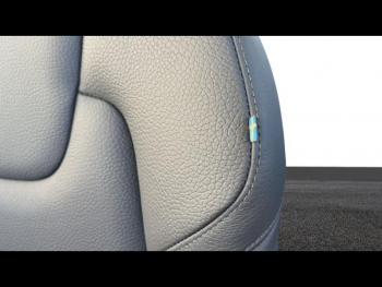 Photo 25 du bon plan VOLVO XC60 T6 Hybride Rechargeable 253 + 145ch Plus Style Dark Geartronic 8 AWD occasion à 69990 €