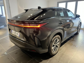 Photo 4 du bon plan LEXUS RZ 450e Luxe occasion à 43900 €