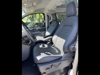 Photo 13 du bon plan FORD Tourneo Custom 340 L1H1 2.5 Duratec 232ch Hybride rechargeable Titanium X CVT occasion à 64490 €