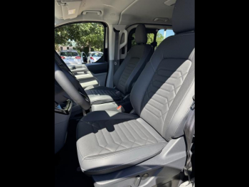Photo 12 du bon plan FORD Tourneo Custom 340 L2H1 2.5 Duratec 232ch Hybride rechargeable Titanium X CVT occasion à 62589 €