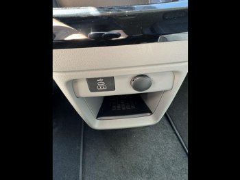 Photo 19 du bon plan FORD Tourneo Custom 340 L2H1 2.5 Duratec 232ch Hybride rechargeable Titanium X CVT occasion à 62589 €