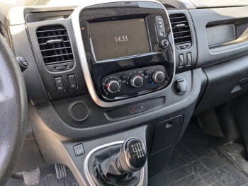 Photo 6 du bon plan RENAULT Trafic Fg VUL L1H1 1200 2.0 dCi 145ch Energy Grand Confort E6 occasion à 18490 €