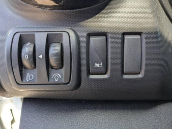 Photo 10 du bon plan RENAULT Trafic Fg VUL L1H1 1200 2.0 dCi 145ch Energy Grand Confort E6 occasion à 18490 €