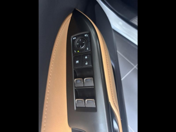 Photo 17 du bon plan LEXUS NX 450h+ Luxe 4WD occasion à 52900 €