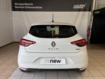 Photo 4 du bon plan RENAULT Clio 1.6 E-Tech hybride 140ch Limited -21N occasion à 16990 €