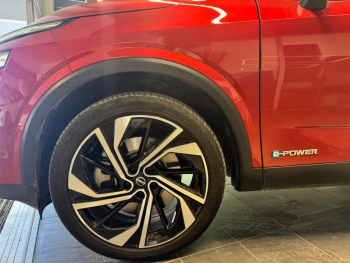 Photo 5 du bon plan NISSAN Qashqai e-POWER 190ch Tekna+ 2022 occasion à 31990 €