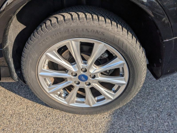 Photo 24 du bon plan FORD Kuga 1.5 Flexifuel-E85 150ch S&S Vignale occasion à 20401 €