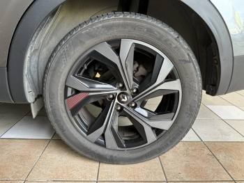 Photo 23 du bon plan RENAULT Arkana 1.3 TCe mild hybrid 140ch RS Line EDC -22 occasion à 25490 €