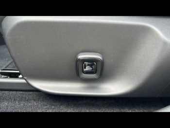 Photo 9 du bon plan VOLVO EX30 Single Extended Range 272ch Ultra occasion à 33900 €